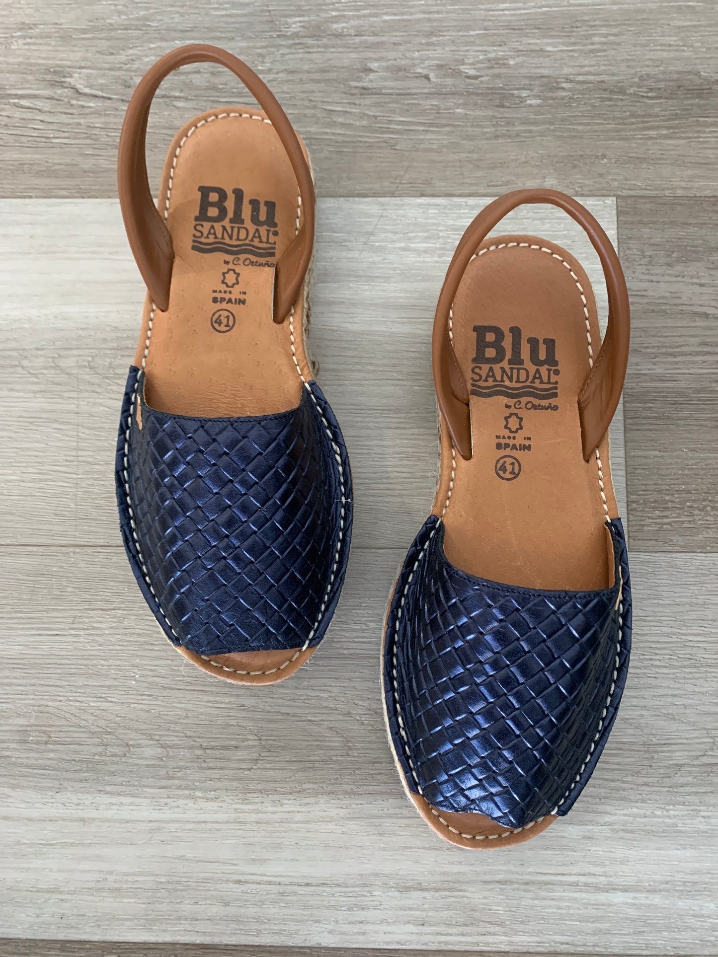 NAVY Ladies Leather Flatform - Size 37 and 41