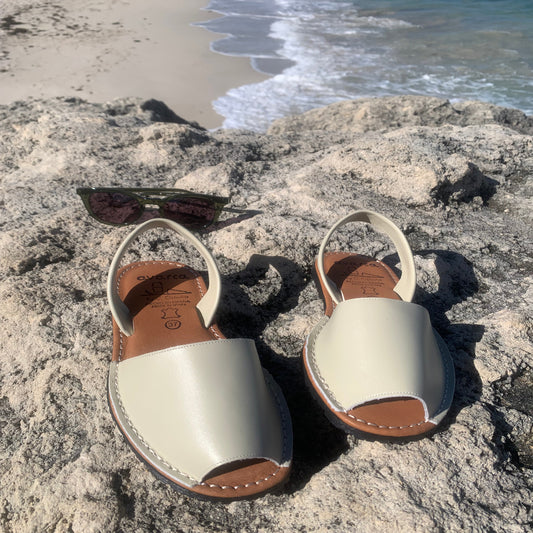 Classic STONE Ladies Leather Sandal