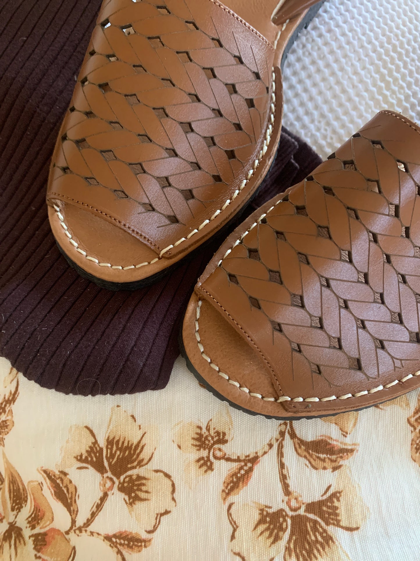 Ladies leather tan sandal with laser cut pattern 2
