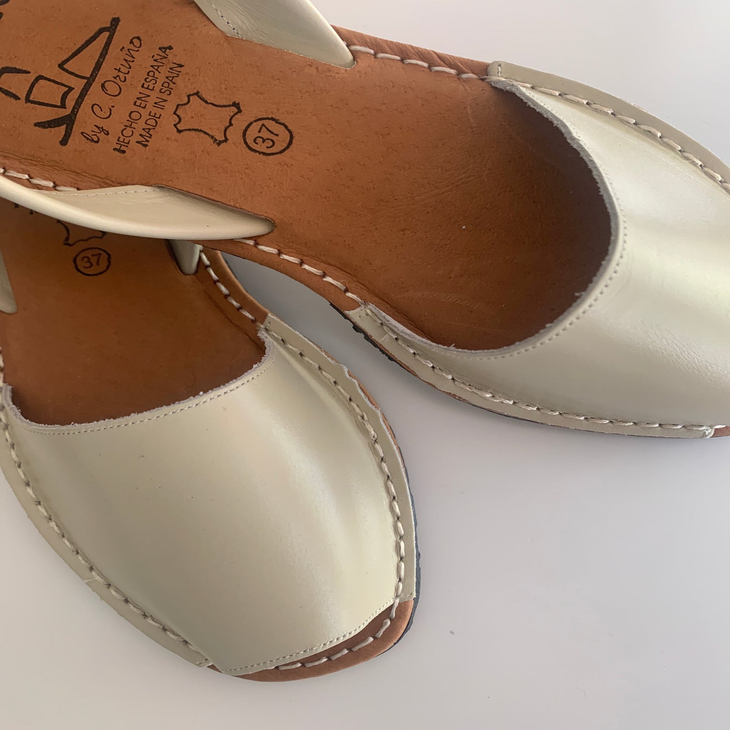 Classic STONE Ladies Leather Sandal