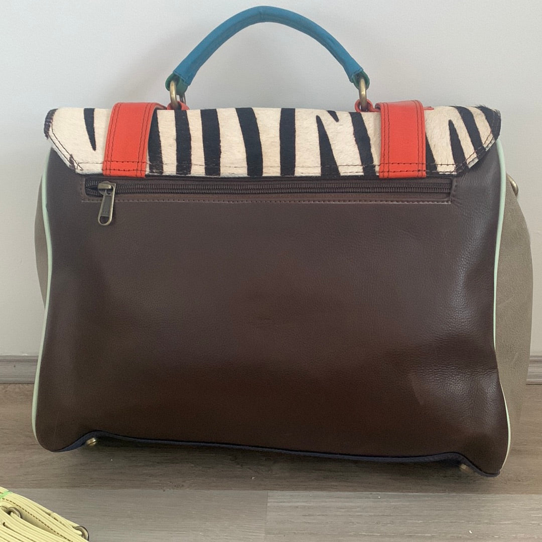 Supersoft leather holdall bag