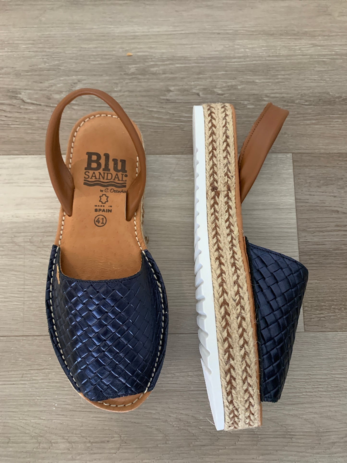 NAVY Ladies Leather Flatform - Size 37 and 41