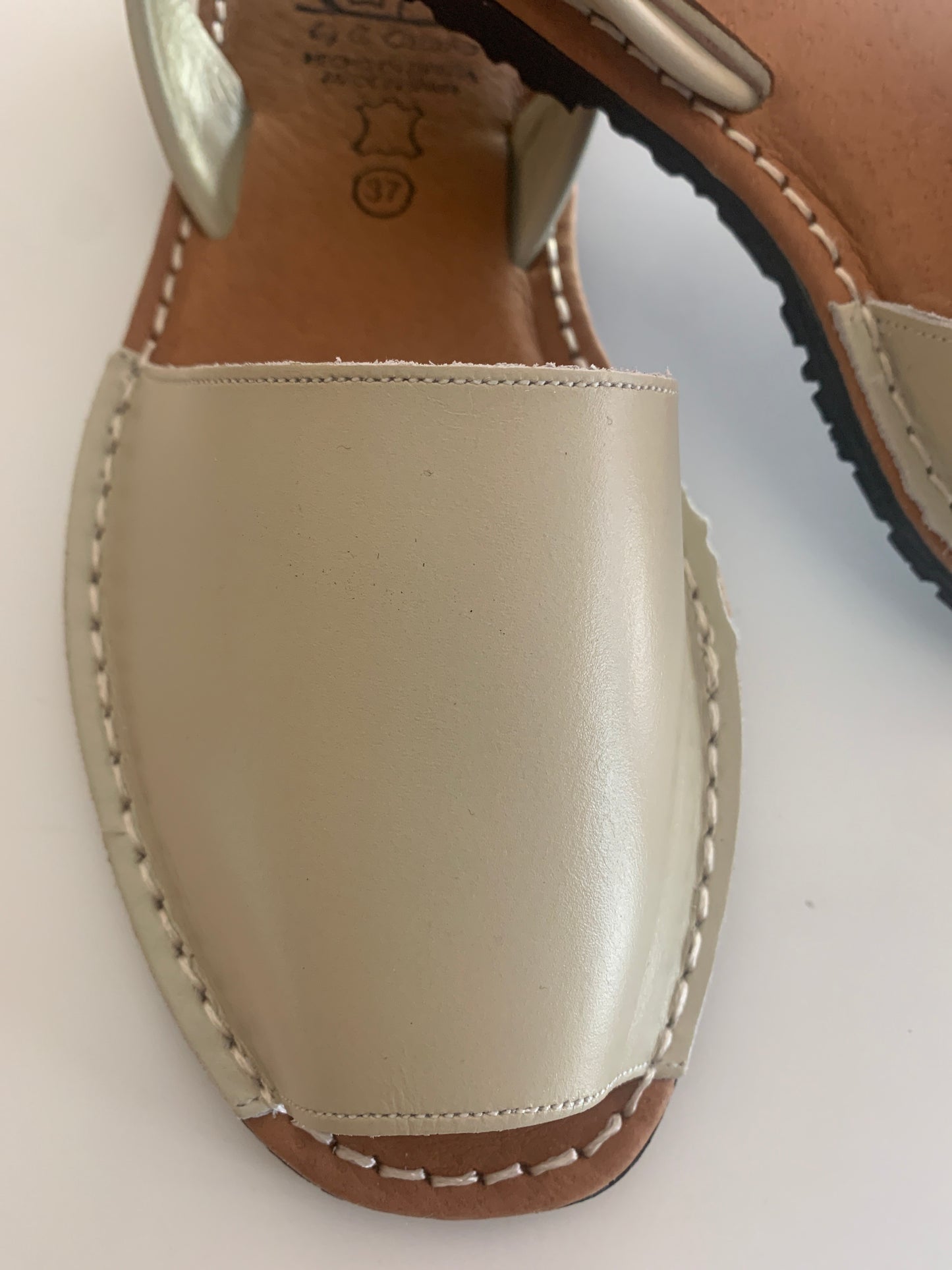 Classic STONE Ladies Leather Sandal